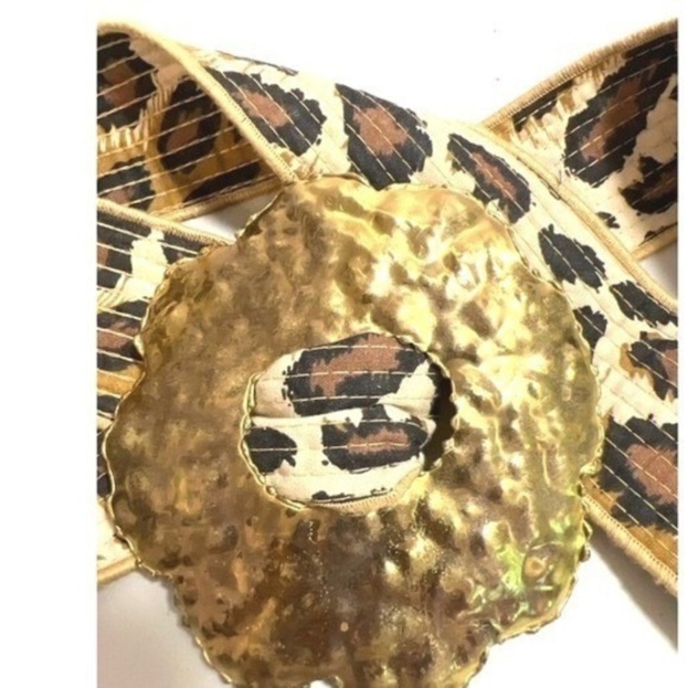 Vintage Brass Tone Belt Buckle Hammered 4" Leopard Print Adjustable Fabric Belt‎